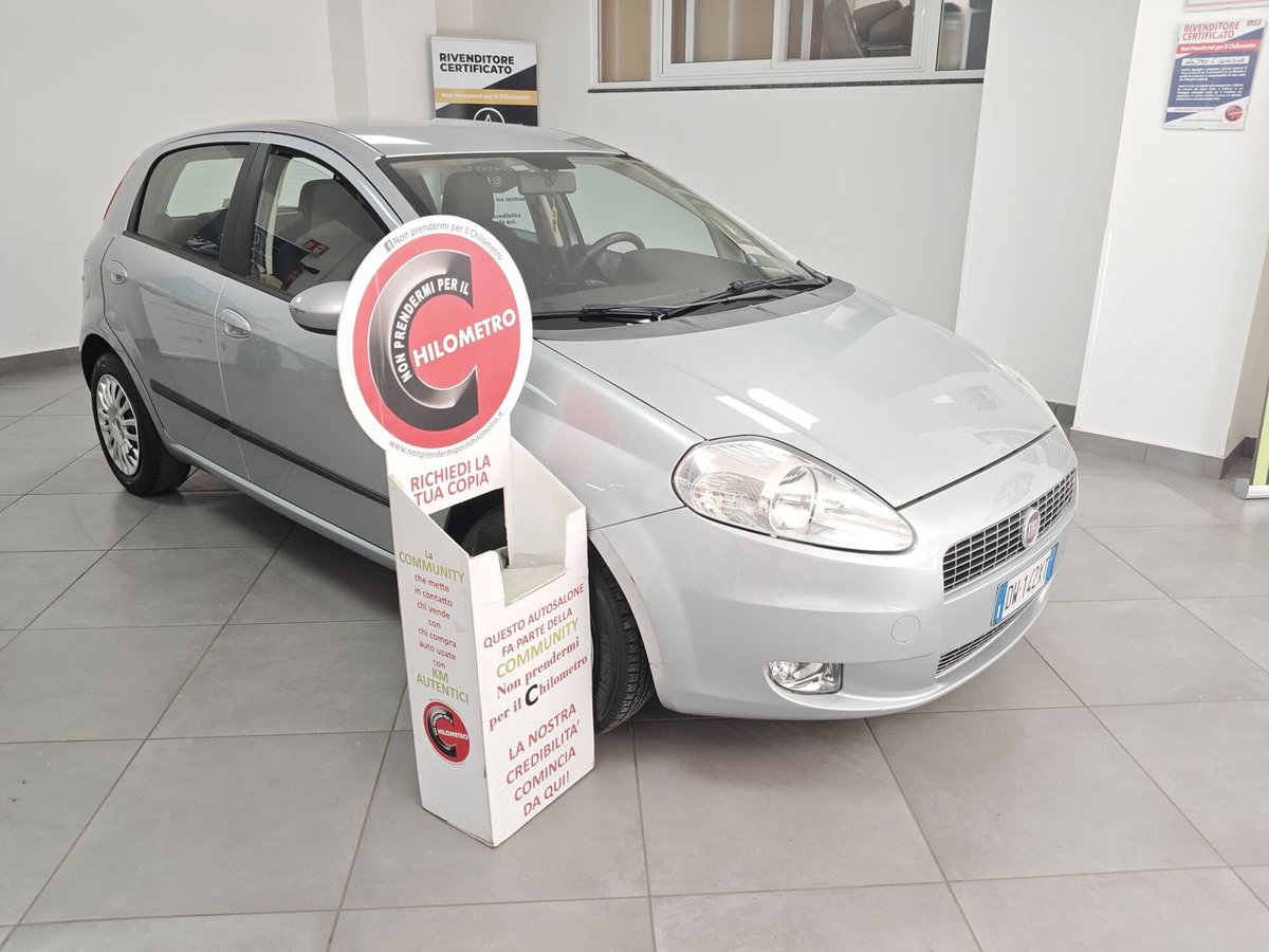 Fiat Grande Punto 1.3 MJT 90 CV 5 porte Dynamic (12)