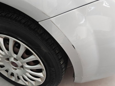 Fiat Grande Punto 1.3 MJT 90 CV 5 porte Dynamic (13)