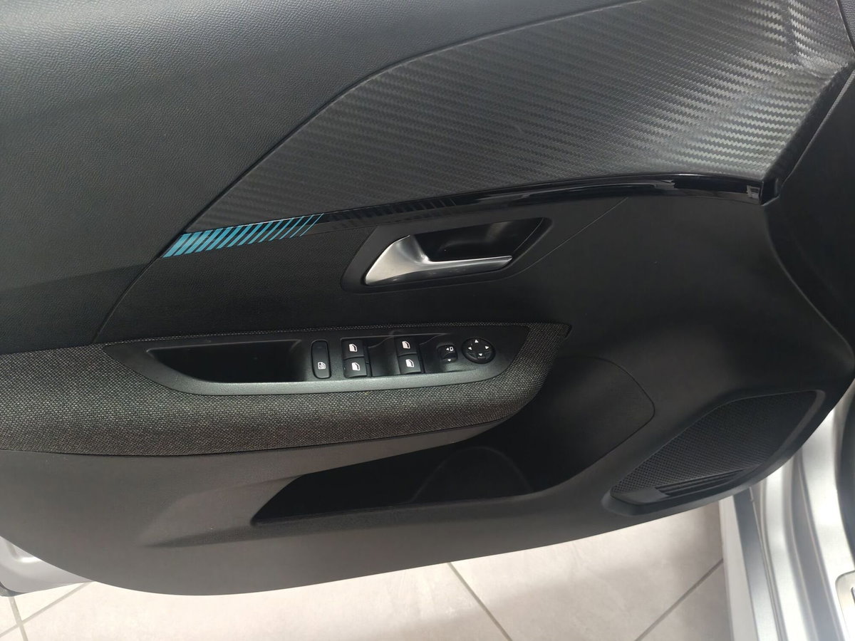 Peugeot 208 PureTech 75 Stop&Start 5 porte Allure (5)