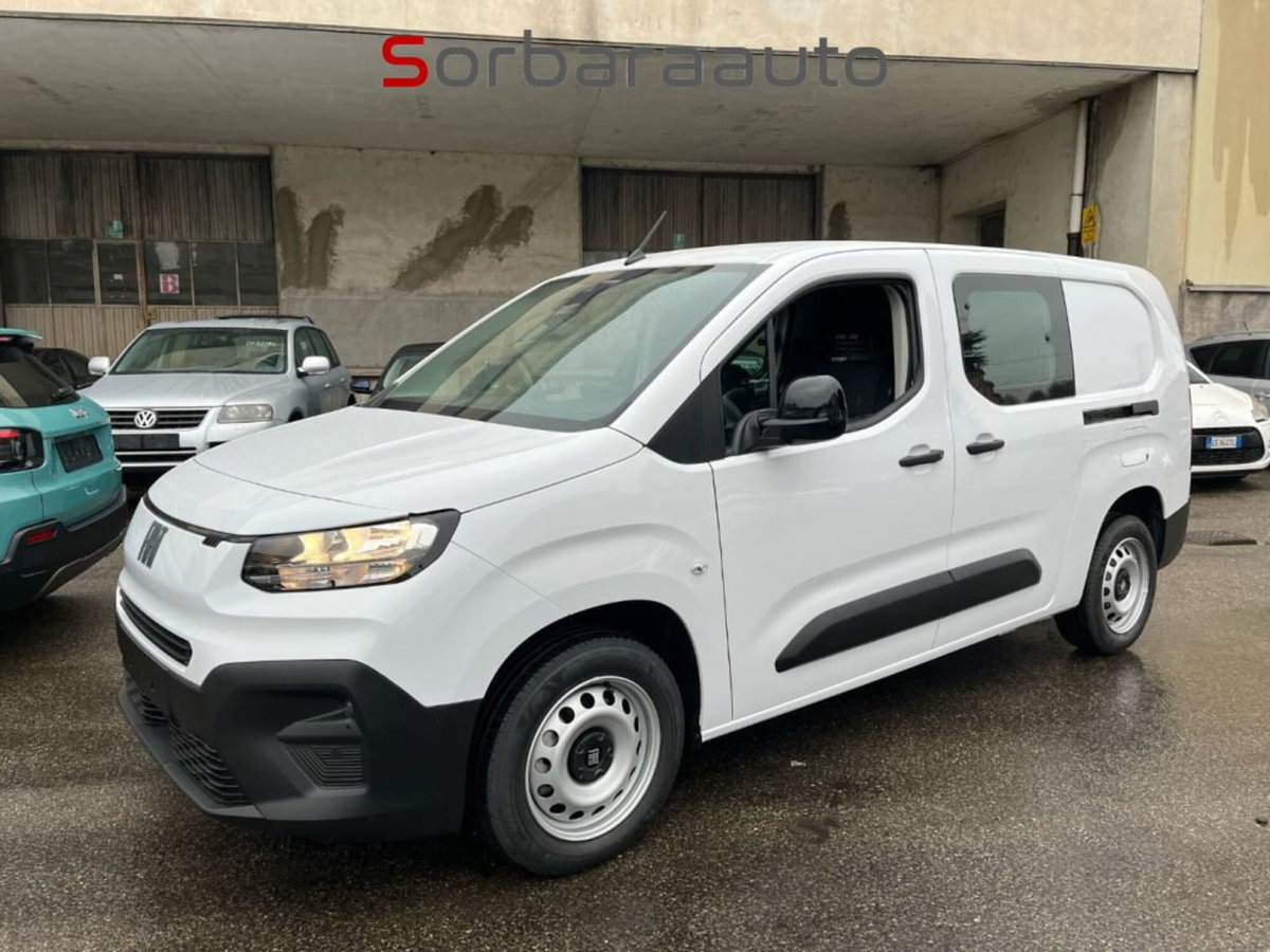 Fiat Doblò Furgone van d.cab XL 1.5 diesel 130cv auto (11)