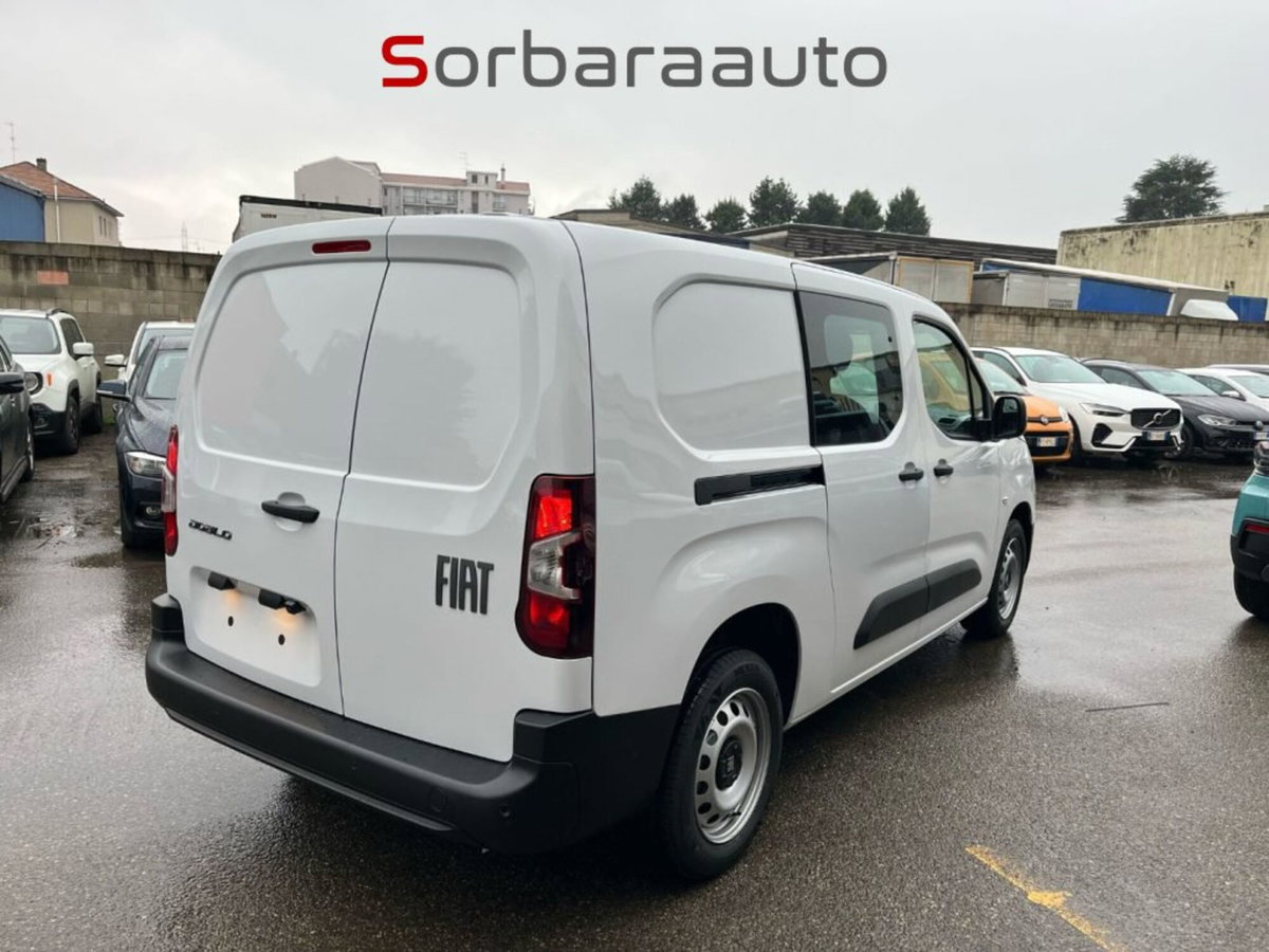 Fiat Doblò Furgone van d.cab XL 1.5 diesel 130cv auto (20)