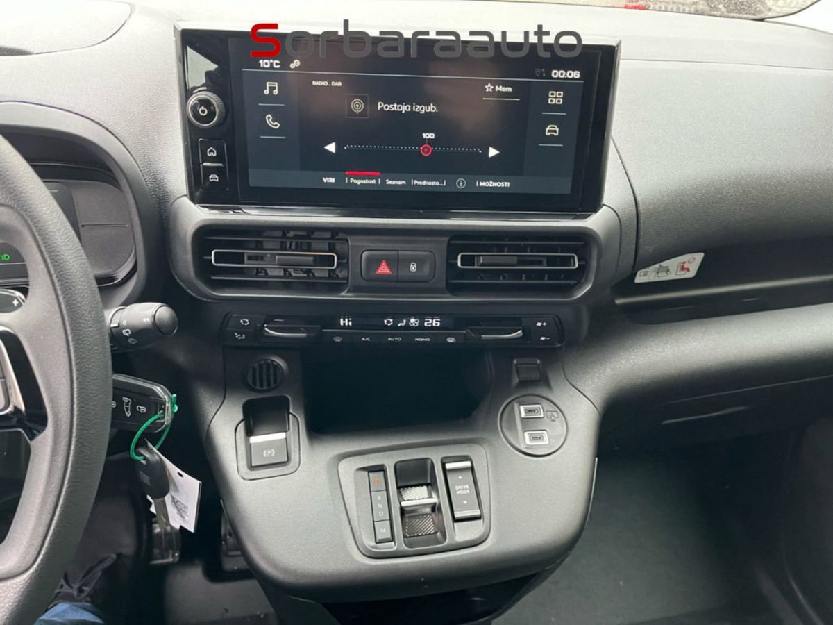 Fiat Doblò Furgone van d.cab XL 1.5 diesel 130cv auto (8)
