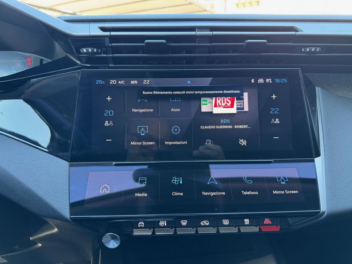 Peugeot 308 1.2 hybrid Allure 145cv e-dcs 6 (15)