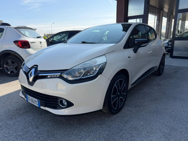 Renault Clio dCi 8V 75 CV Start&Stop 5 porte Energy Duel
