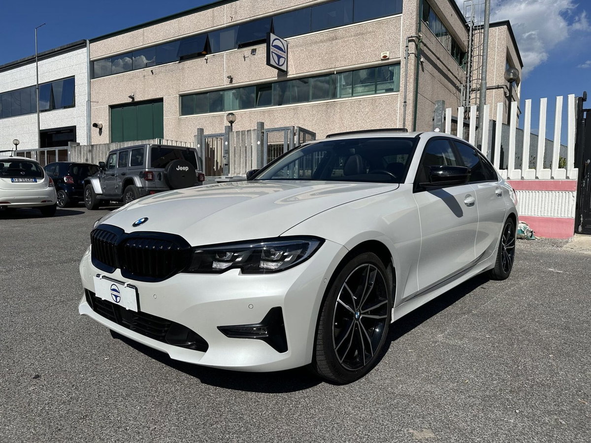 BMW Serie 3 318d 48V Business Advantage