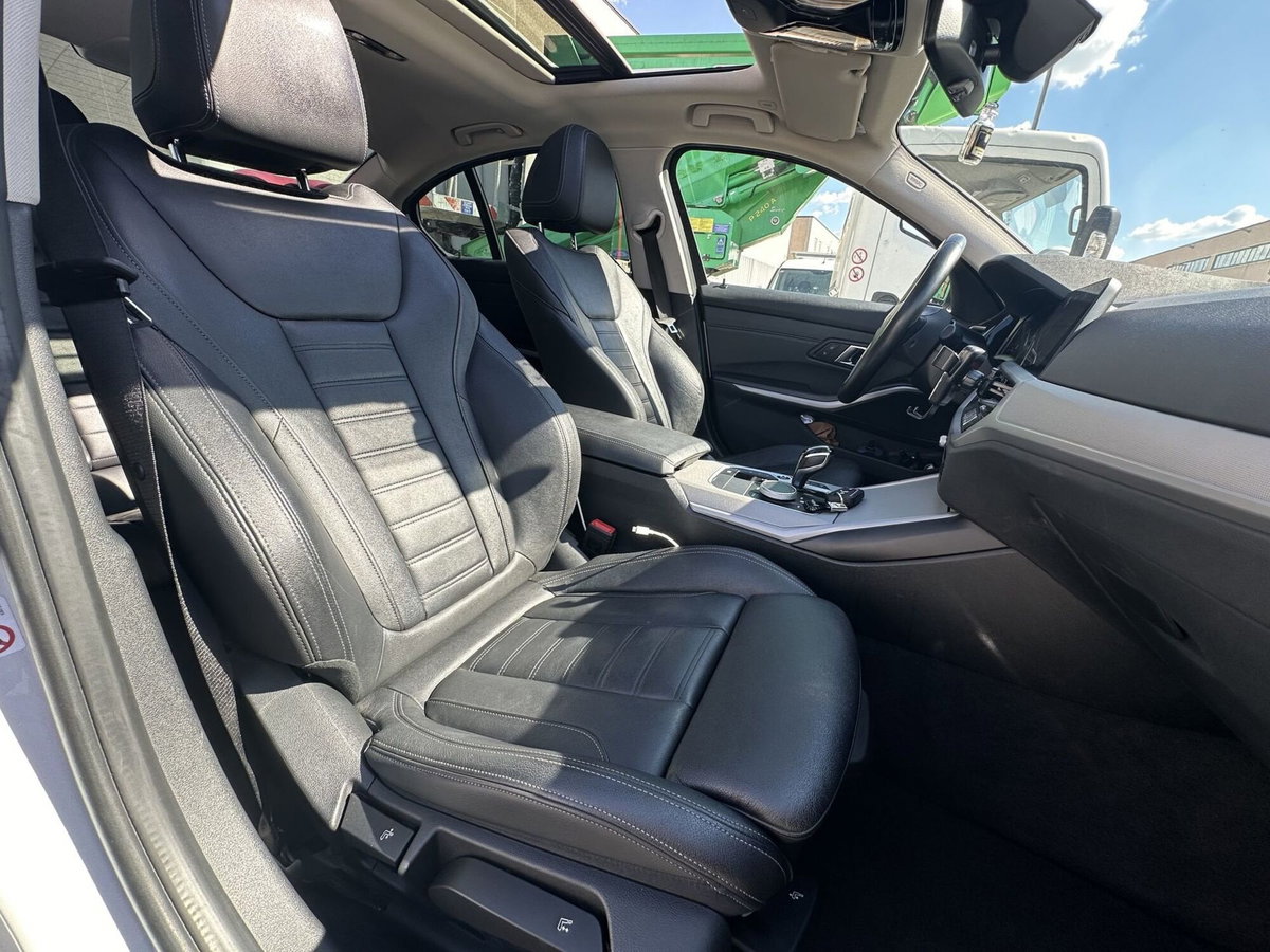 BMW Serie 3 318d 48V Business Advantage (12)