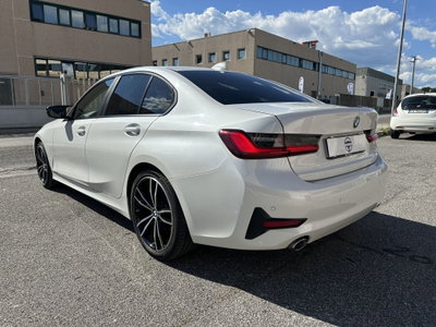 BMW Serie 3 318d 48V Business Advantage (4)
