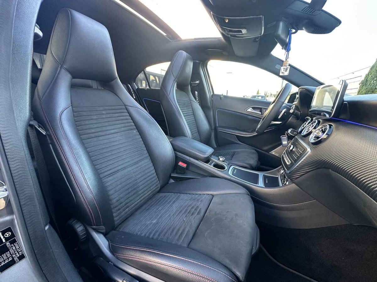 Mercedes-Benz Classe A 200 d Automatic 4Matic Premium (12)