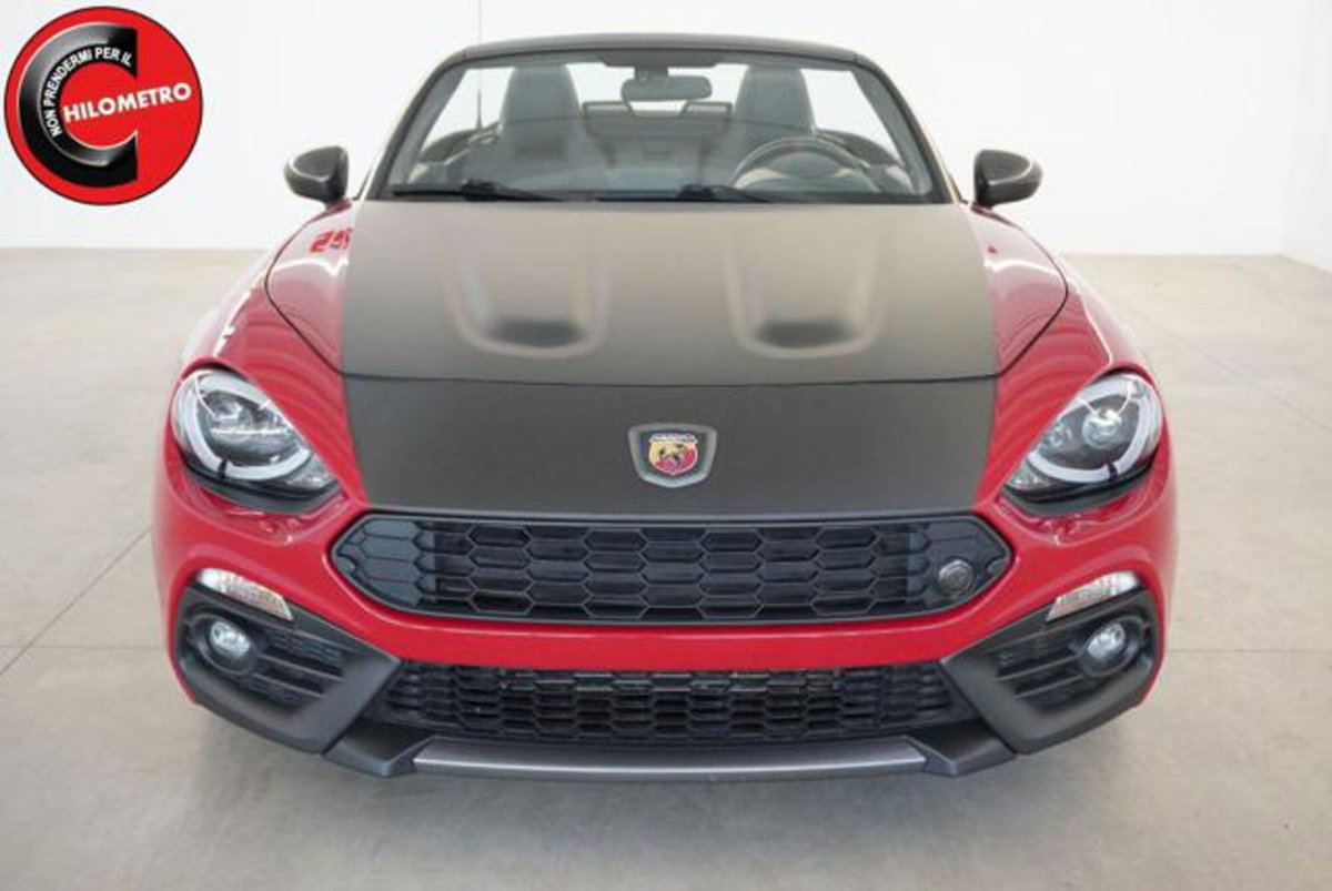Abarth 124 Spider 1.4 Turbo MultiAir AT 170 CV (3)