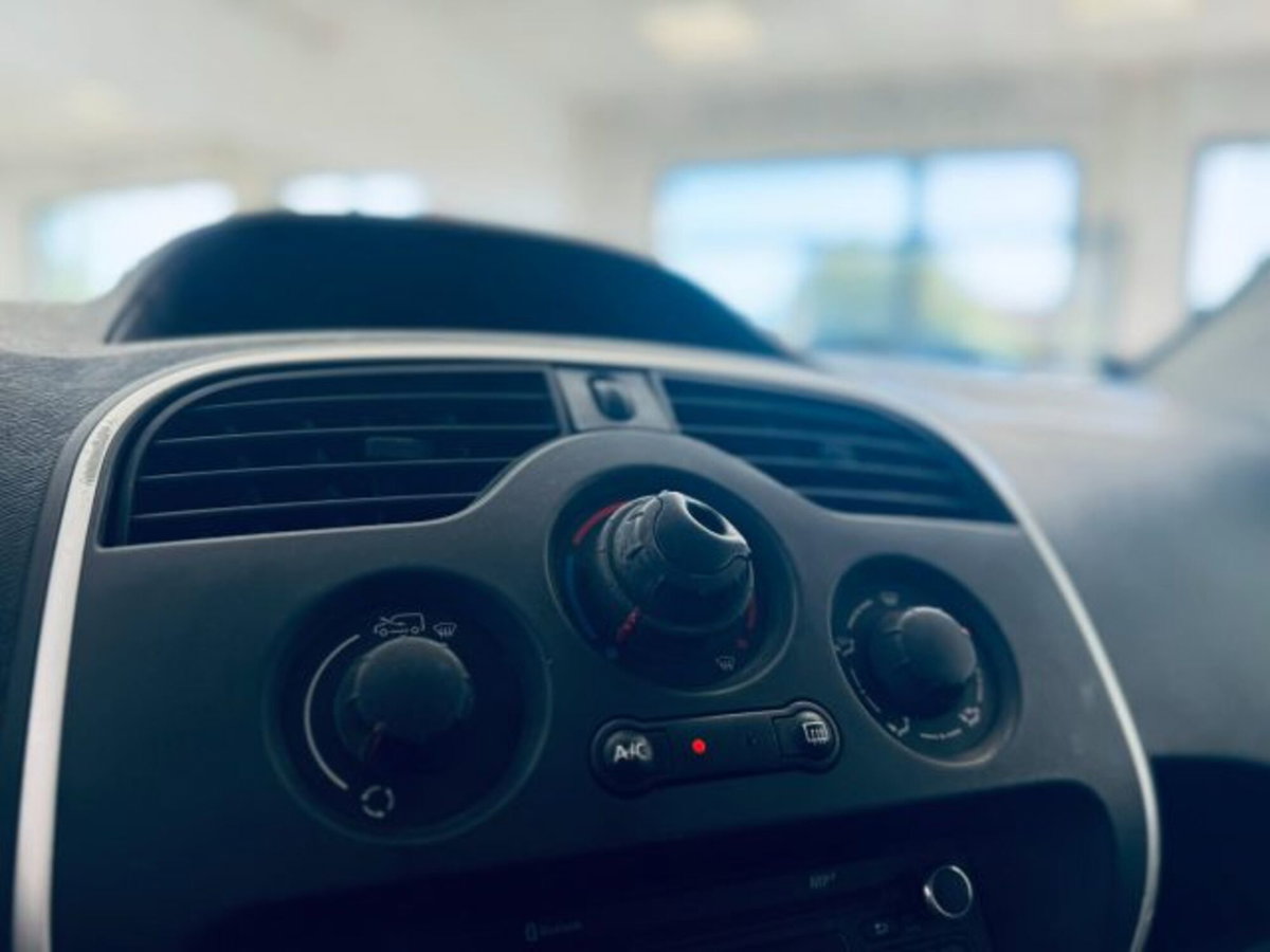 Renault Kangoo 1.5 dCi 90CV F.AP. 4p. Express Maxi Combi (12)