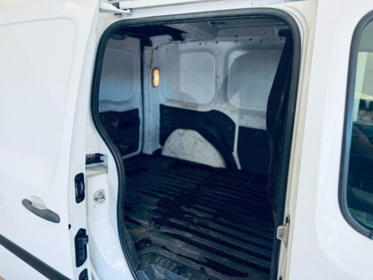 Renault Kangoo 1.5 dCi 90CV F.AP. 4p. Express Maxi Combi (13)