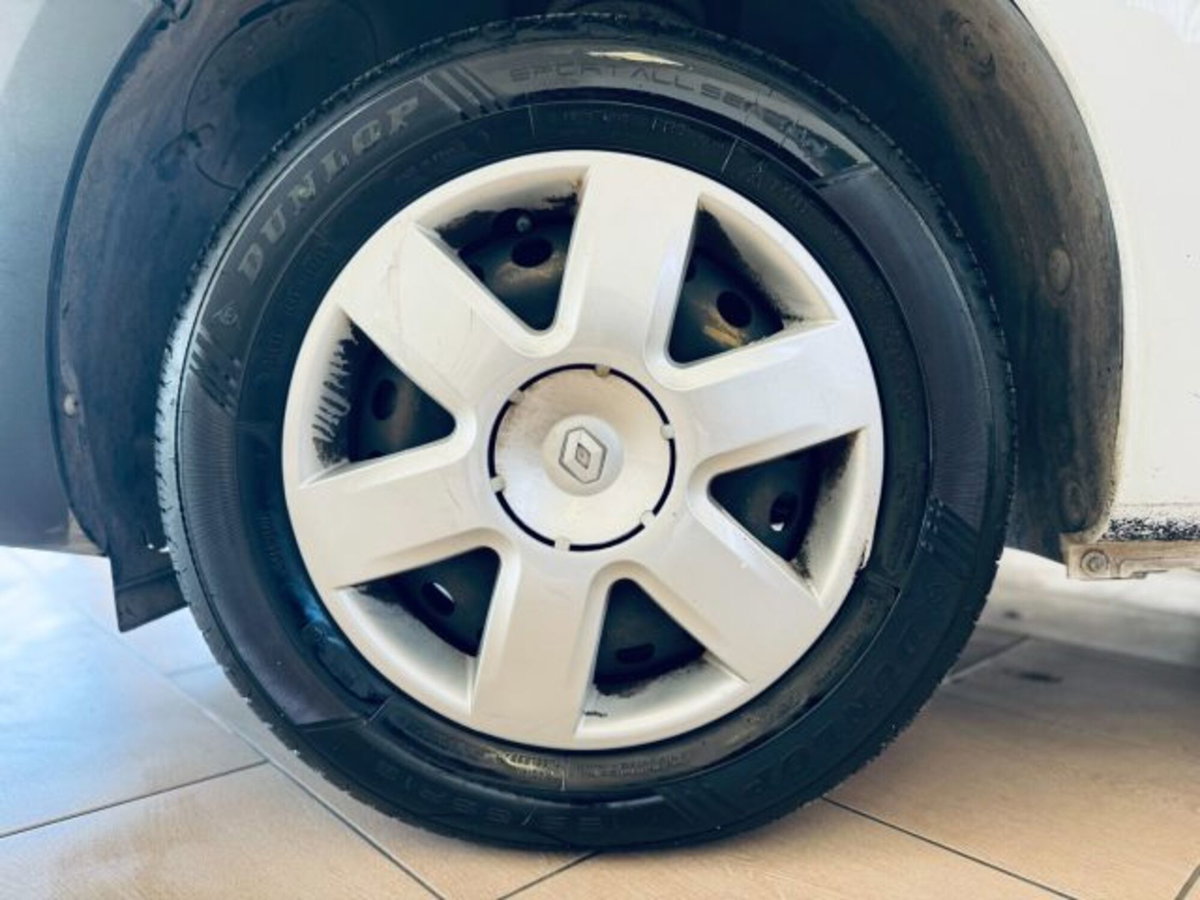 Renault Kangoo 1.5 dCi 90CV F.AP. 4p. Express Maxi Combi (8)