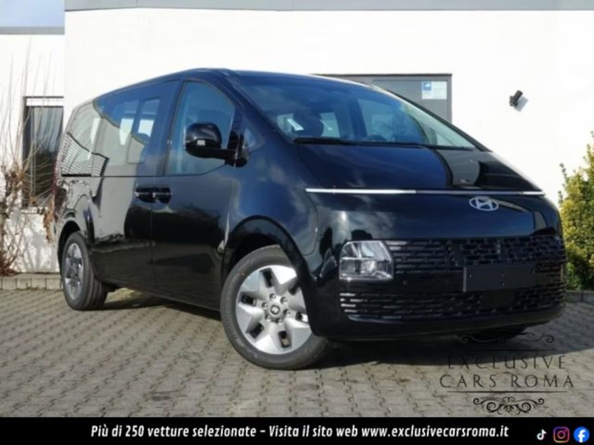 Hyundai Staria 1.6 hev 2wd auto