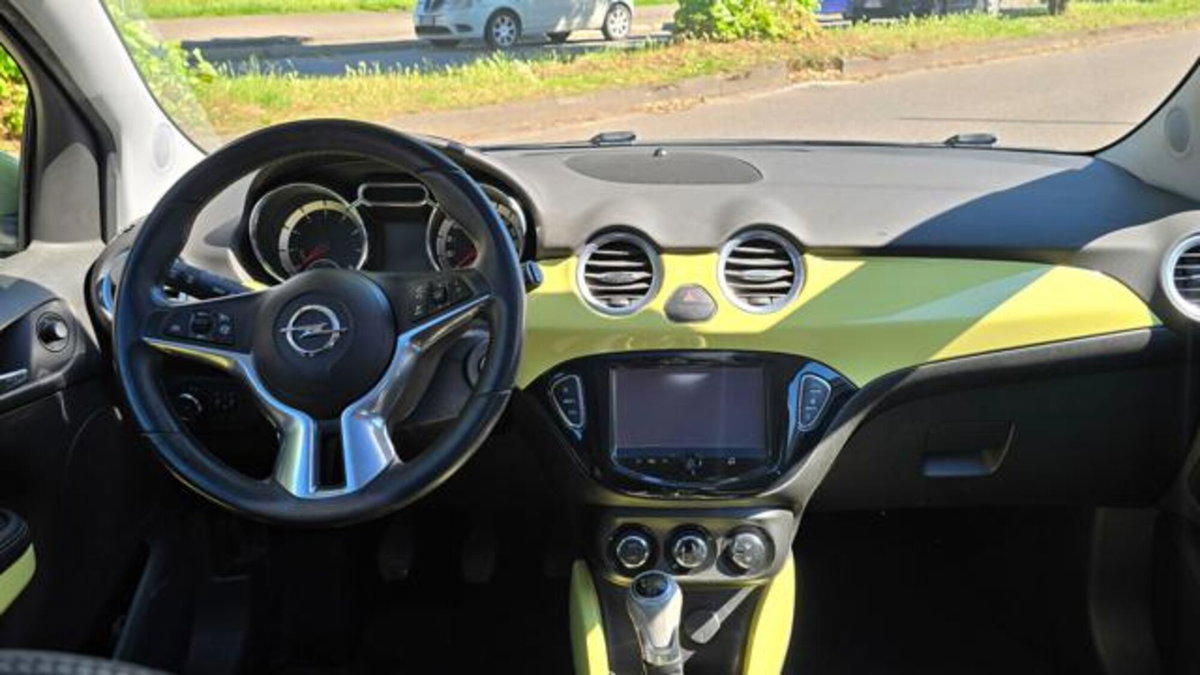Opel Adam 1.4 87 CV GPL Tech Glam (18)
