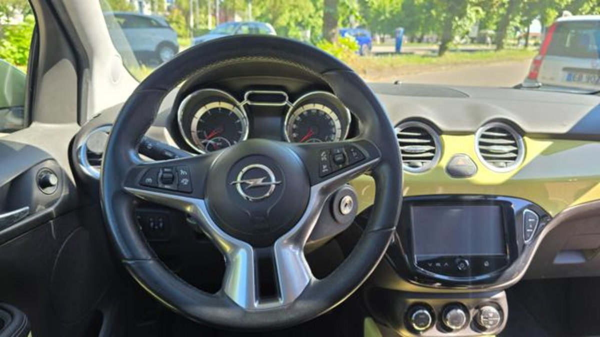 Opel Adam 1.4 87 CV GPL Tech Glam (19)