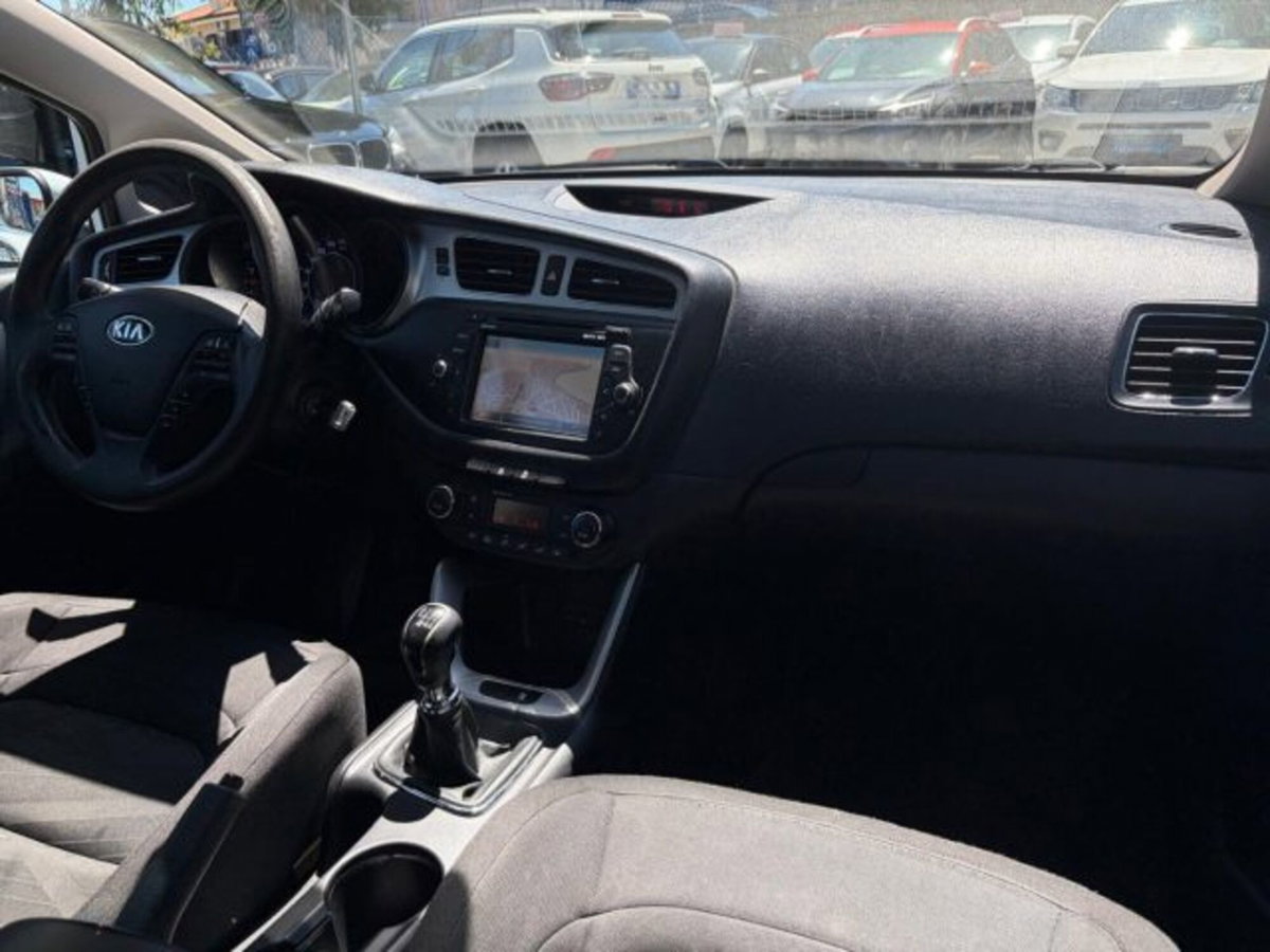 Kia cee'd Sport Wagon 1.6 CRDi 110 CV SW Class (12)