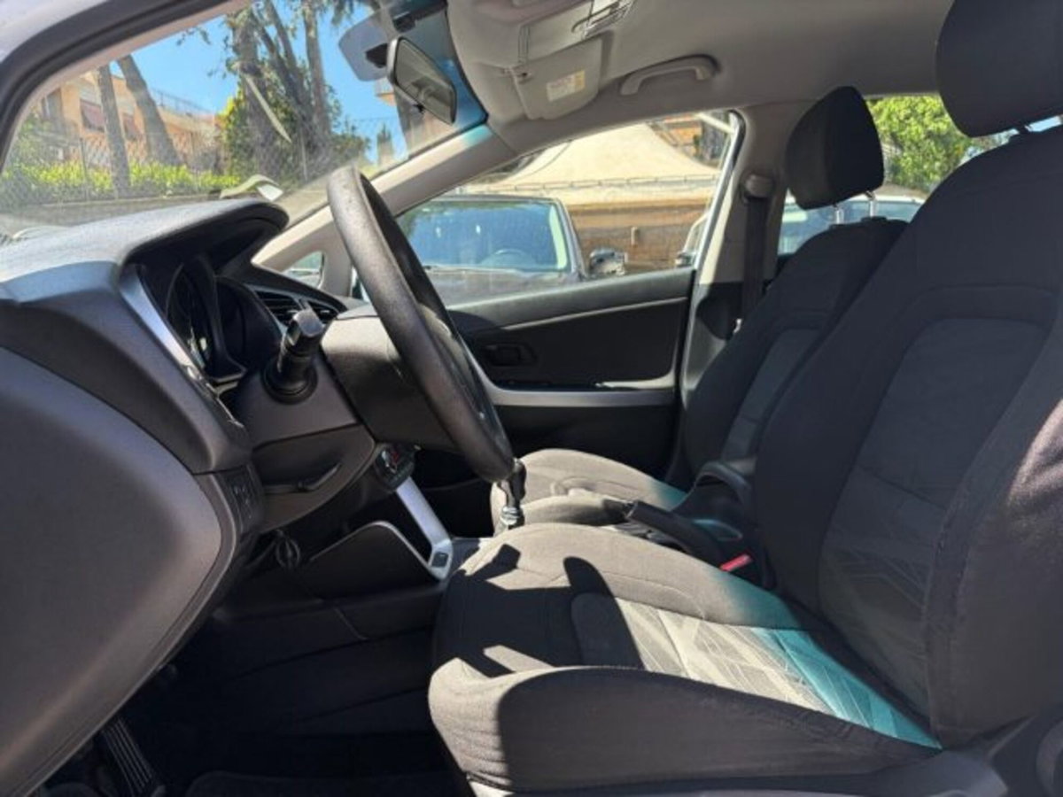 Kia cee'd Sport Wagon 1.6 CRDi 110 CV SW Class (15)