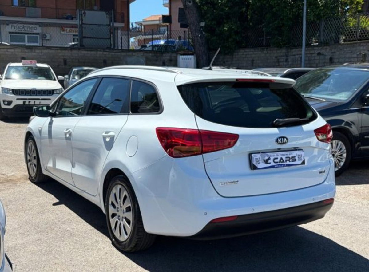 Kia cee'd Sport Wagon 1.6 CRDi 110 CV SW Class (6)