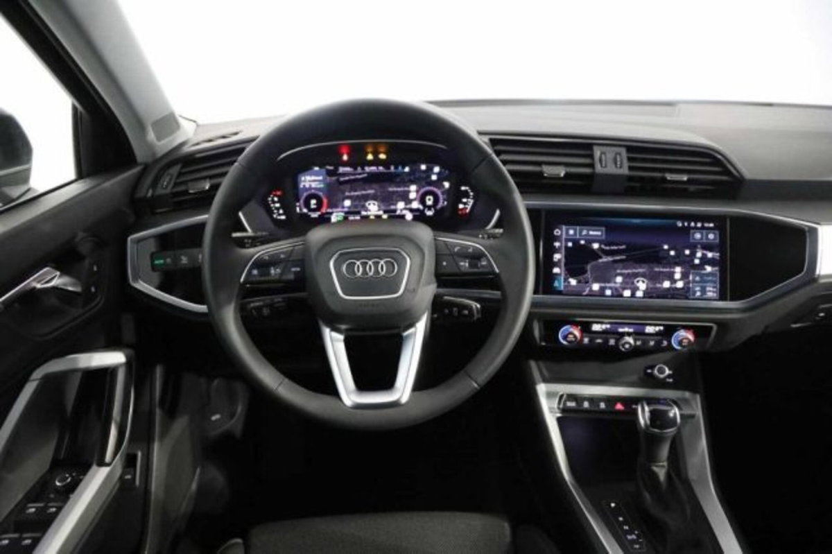 Audi Q3 Sportback 35 TDI quattro S tronic S line edition (2)