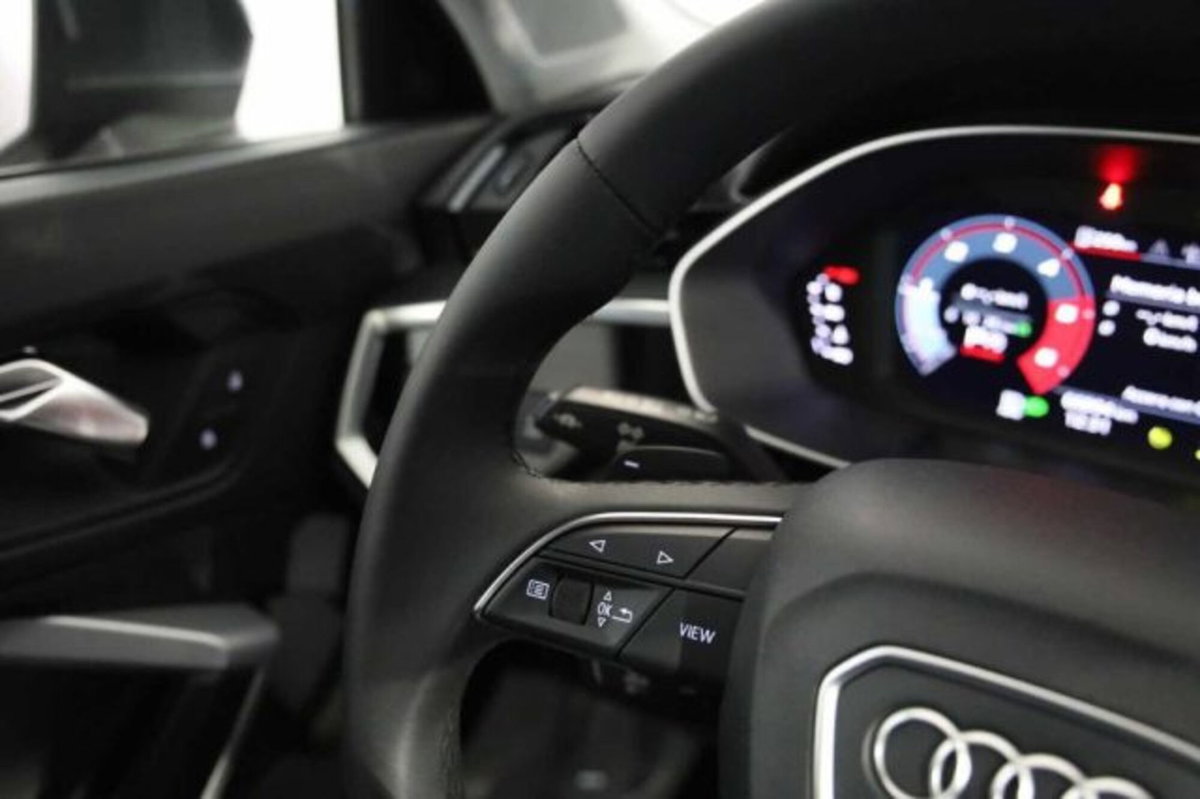 Audi Q3 Sportback 35 TDI quattro S tronic S line edition (6)