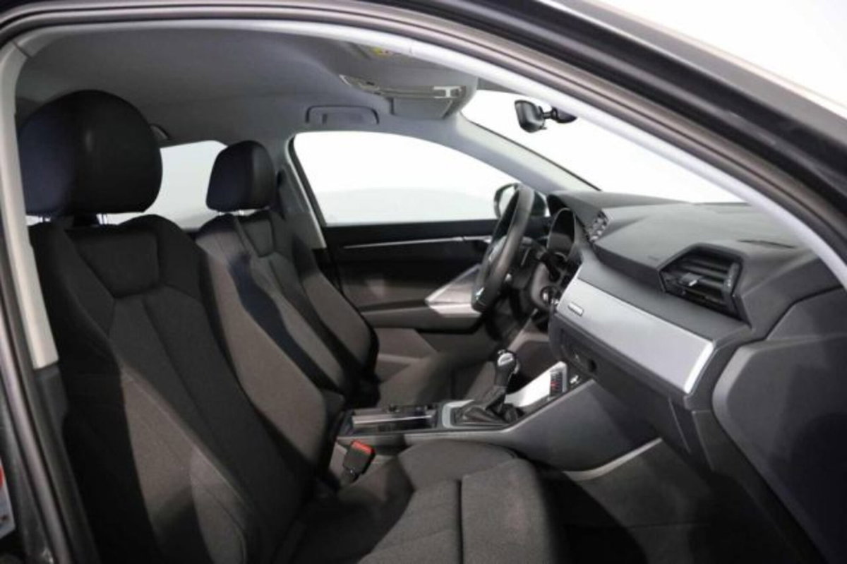 Audi Q3 Sportback 35 TDI quattro S tronic S line edition (8)