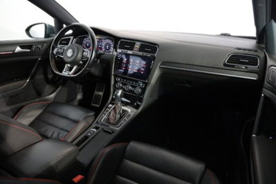 Volkswagen Golf GTI Performance 2.0 245 CV TSI DSG 5p. BMT (11)