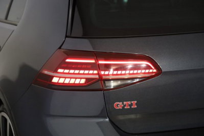 Volkswagen Golf GTI Performance 2.0 245 CV TSI DSG 5p. BMT (3)