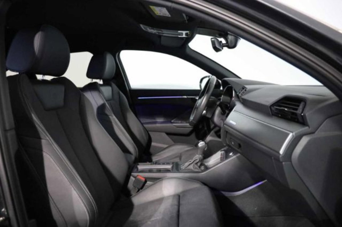 Audi Q3 Sportback 40 TDI quattro S tronic S line edition (11)