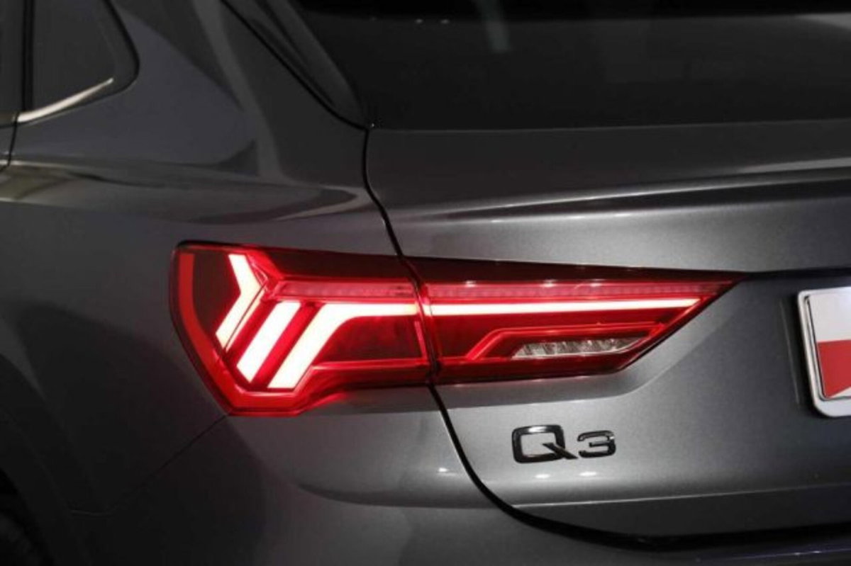 Audi Q3 Sportback 40 TDI quattro S tronic S line edition (7)