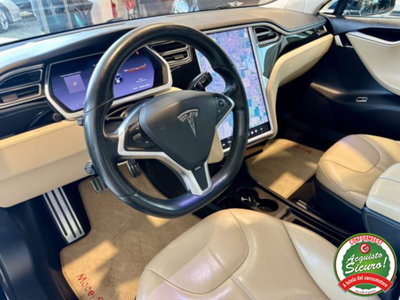 Tesla Model S Model S 85kWh Base (9)