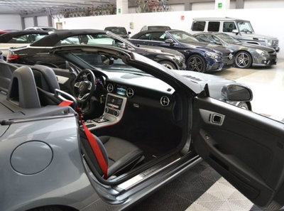 Mercedes-Benz SLC 180 AMG line (3)