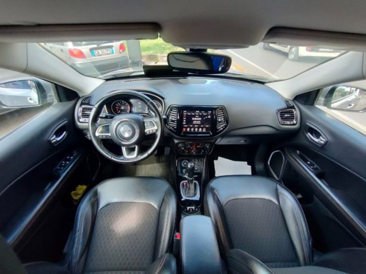 Jeep Compass 2.0 Multijet II aut. 4WD Limited (9)