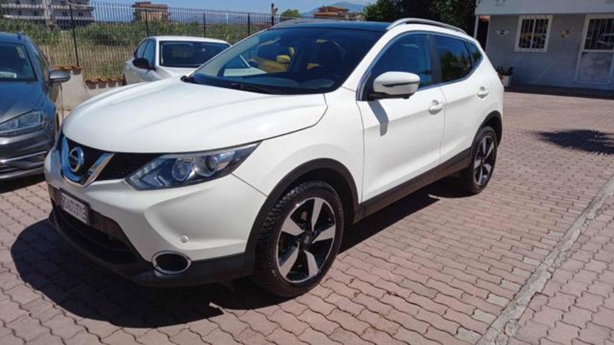Nissan Qashqai 1.5 dCi 360 (3)