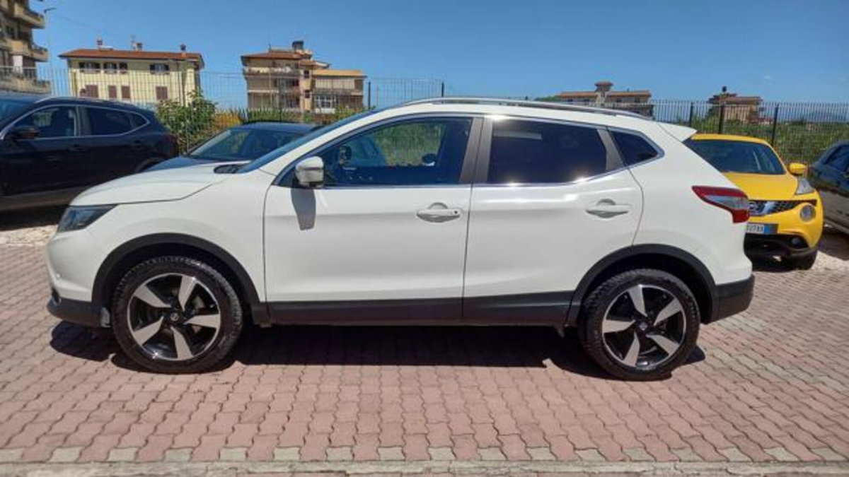 Nissan Qashqai 1.5 dCi 360 (4)