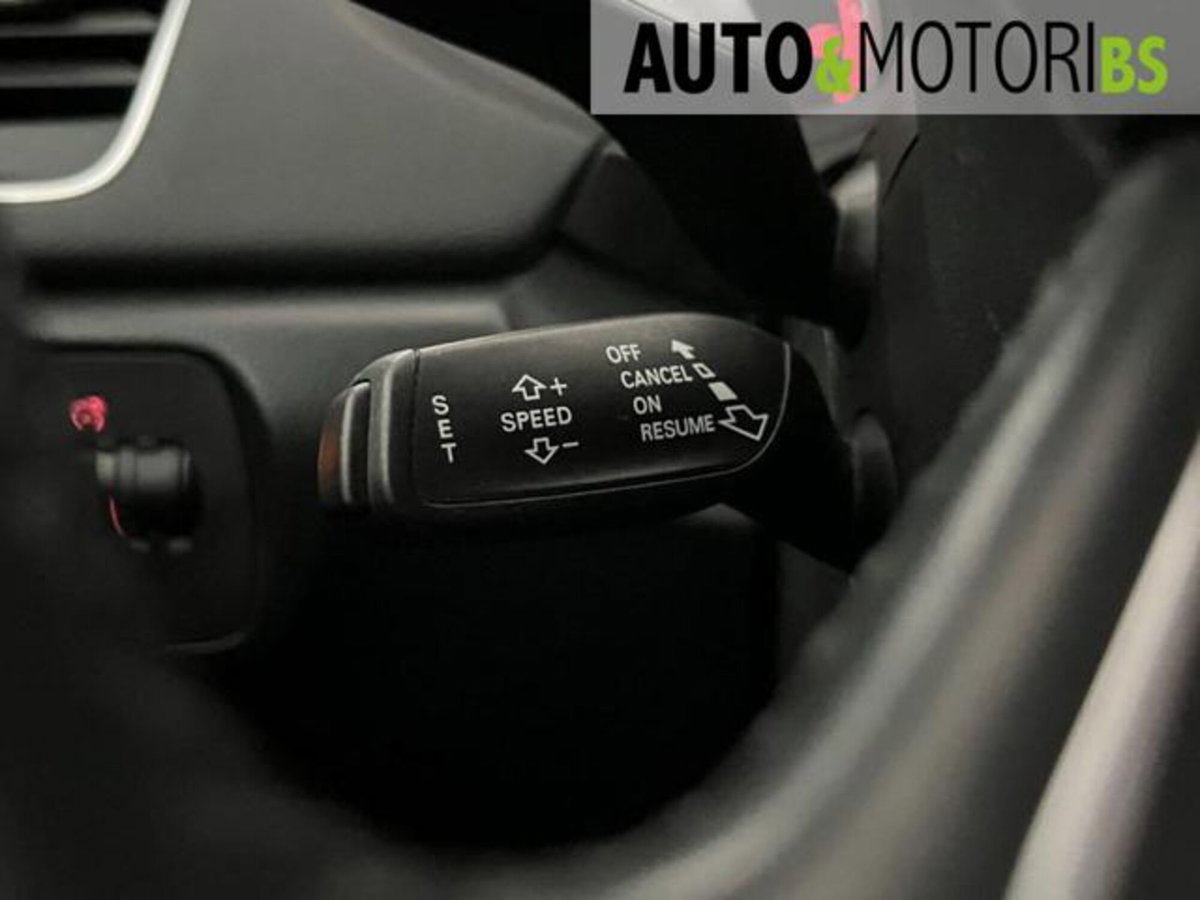 Audi Q3 2.0 TDI 184 CV quattro S tronic Business (19)