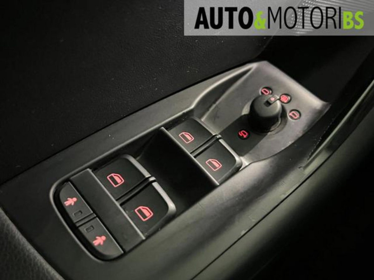 Audi Q3 2.0 TDI 184 CV quattro S tronic Business (20)