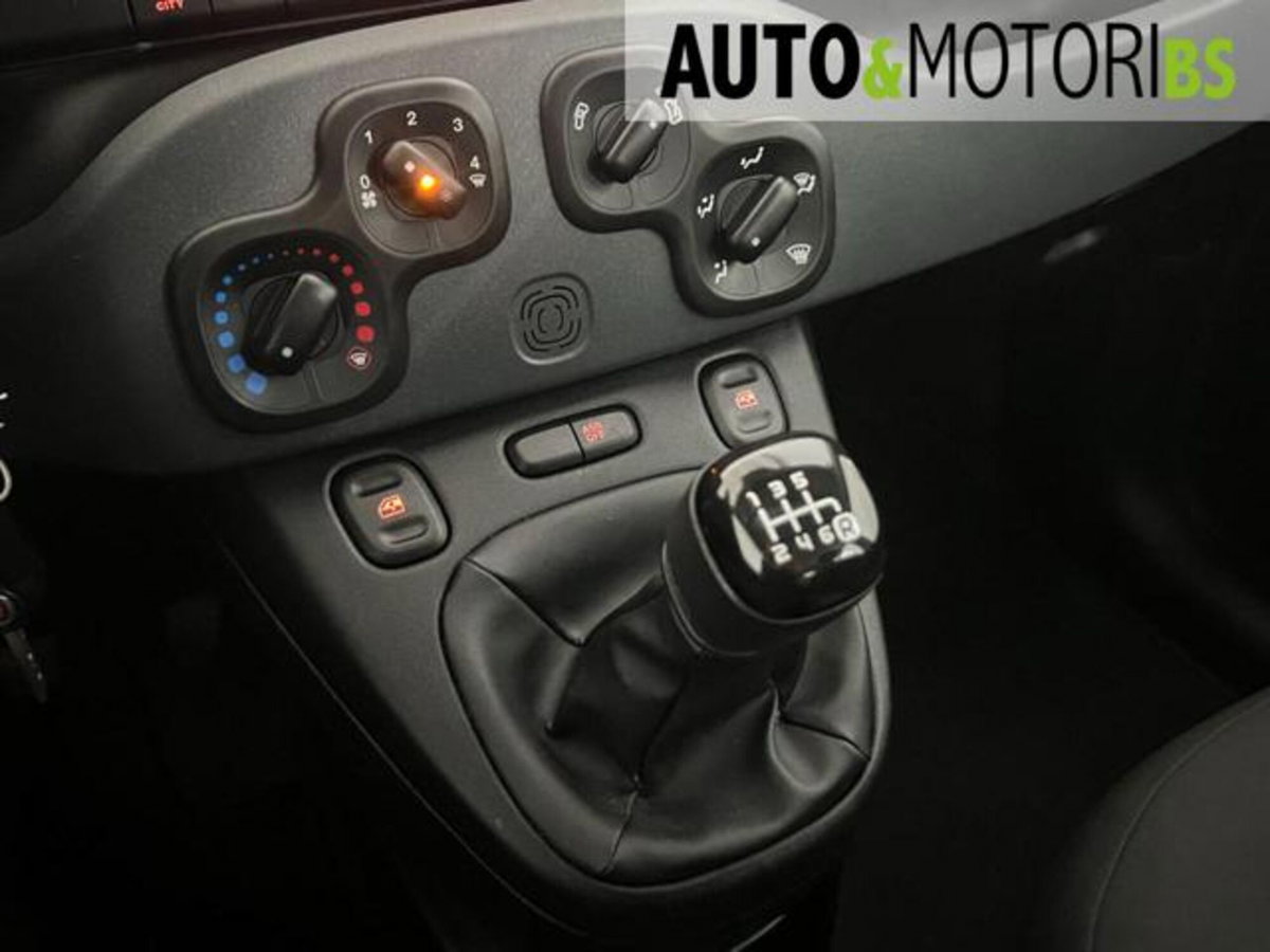 Fiat Panda 1.0 firefly hybrid s&s 70cv 5p.ti (14)