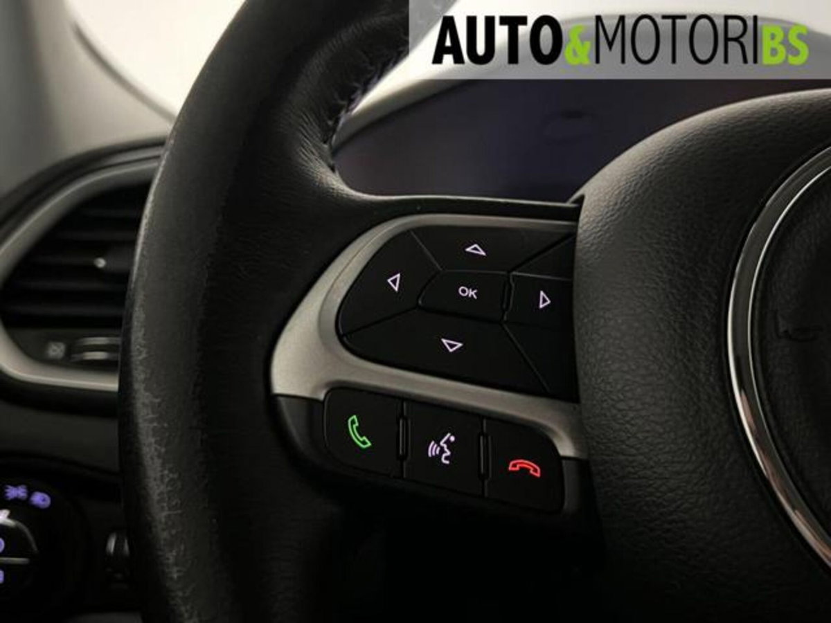 Jeep Renegade 2.0 Mjt 140CV 4WD Active Drive Longitude (17)