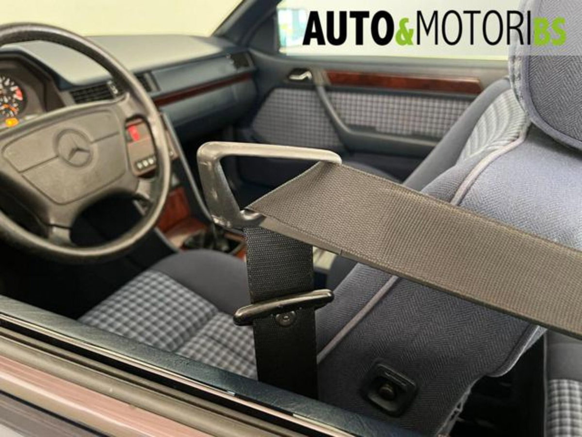 Mercedes-Benz Classe E Cabrio 200 cat Cabriolet (18)