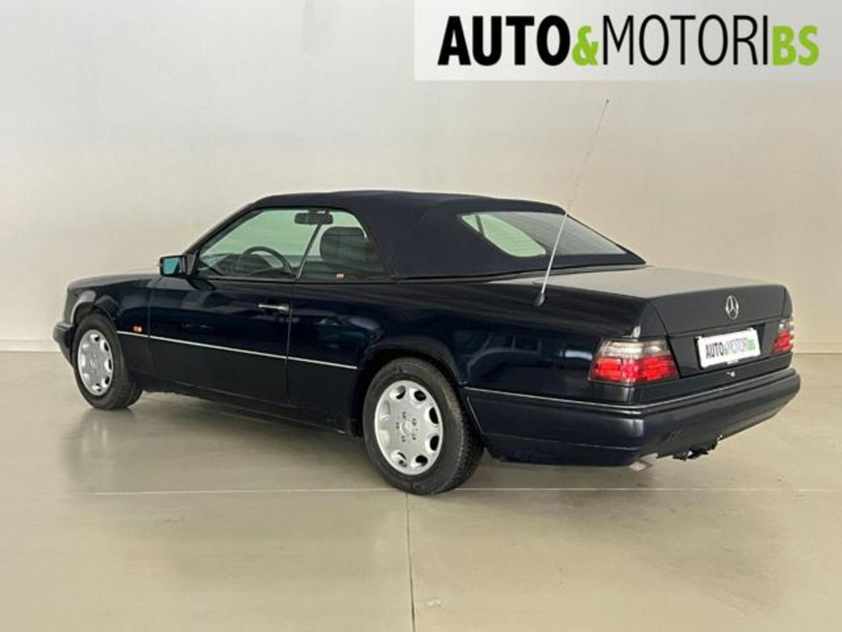 Mercedes-Benz Classe E Cabrio 200 cat Cabriolet (4)
