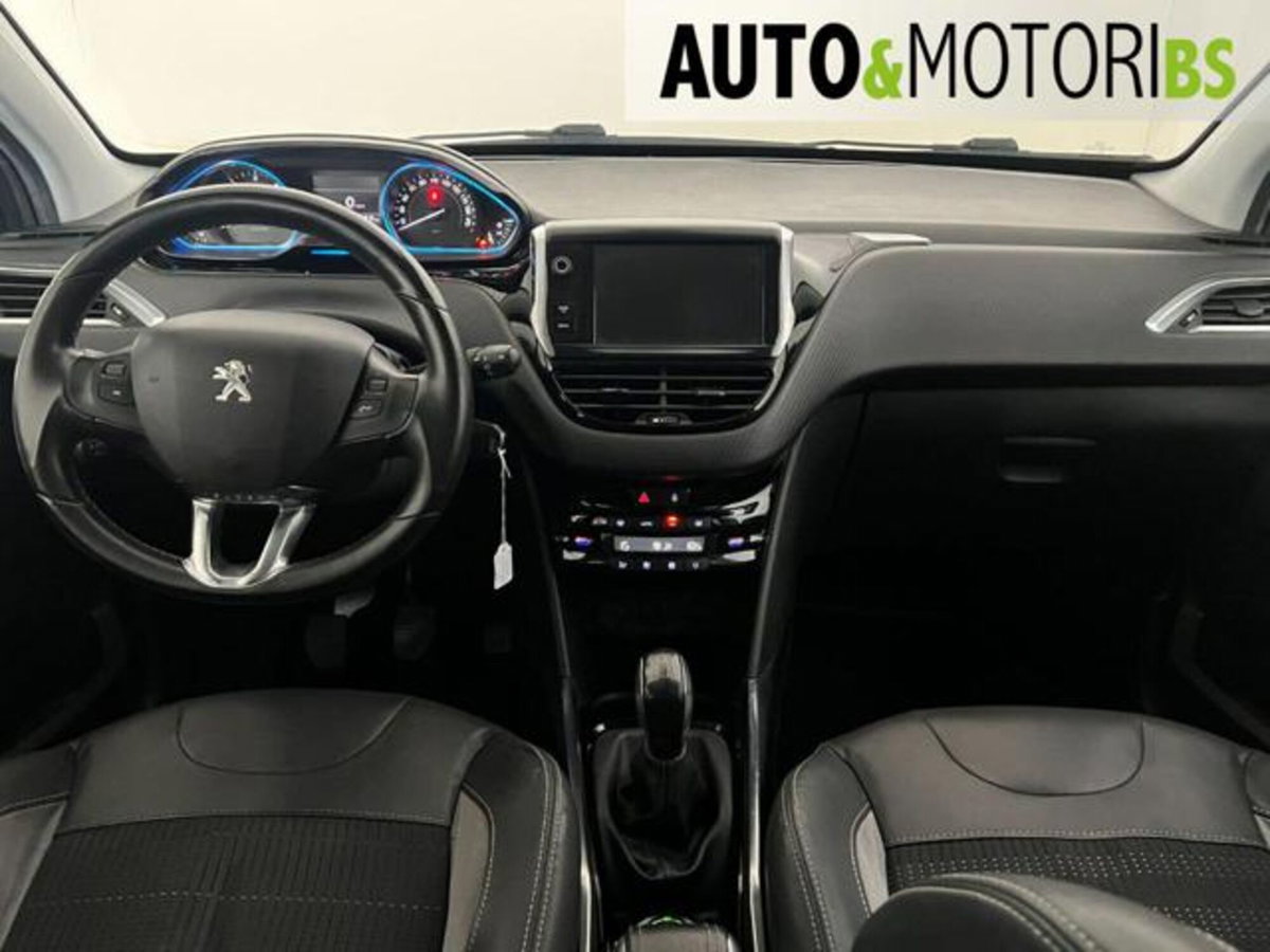 Peugeot 2008 e-HDi 92 CV Stop&Start robotizzato Allure (10)