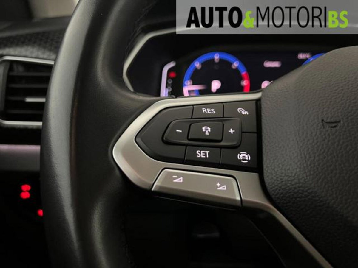 Volkswagen T-Cross 1.6 TDI DSG SCR Advanced BMT (17)