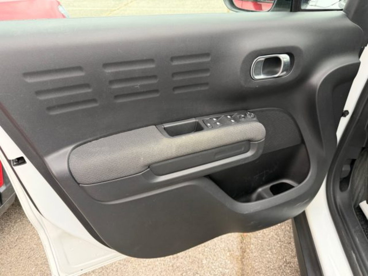 Citroen C3 Aircross PureTech 110 S&S Shine Pack (7)