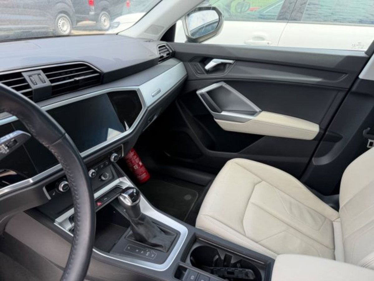 Audi Q3 35 TFSI S tronic Business Advanced (10)