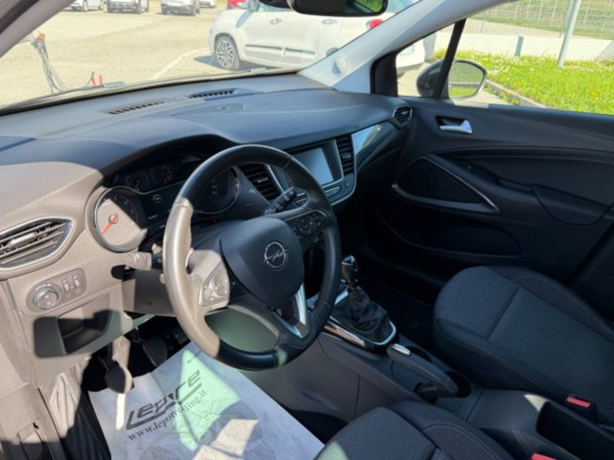 Opel Crossland 1.5 ECOTEC D 110 CV Start&Stop Elegance (9)