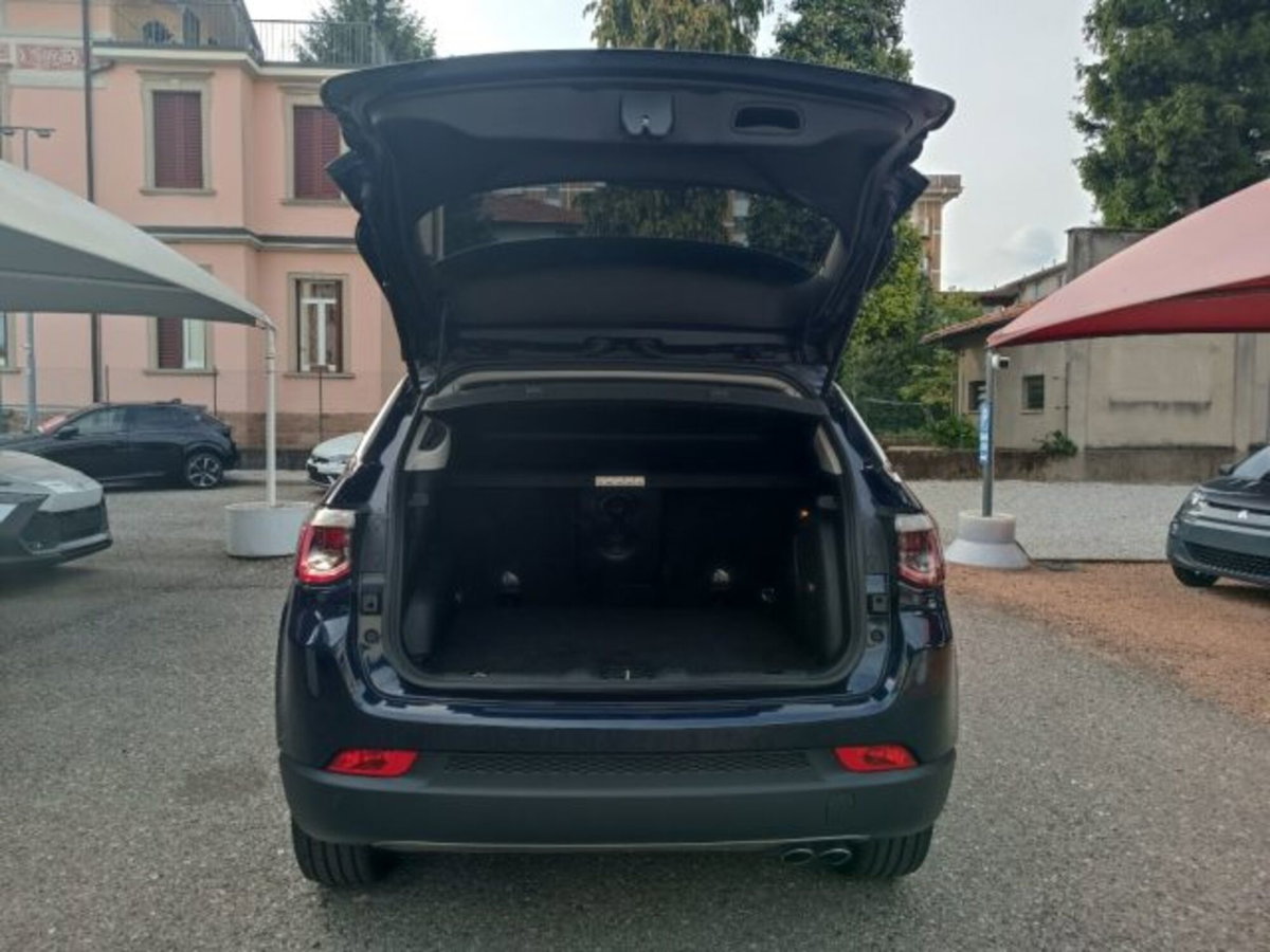 Jeep Compass 2.0 Multijet II aut. 4WD Limited (9)
