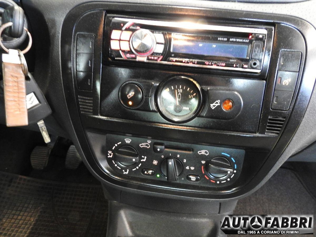 Citroen C3 1.4 Eco Energy G Seduction (10)