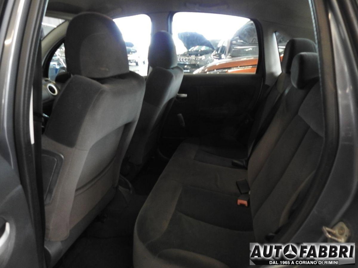 Citroen C3 1.4 Eco Energy G Seduction (17)