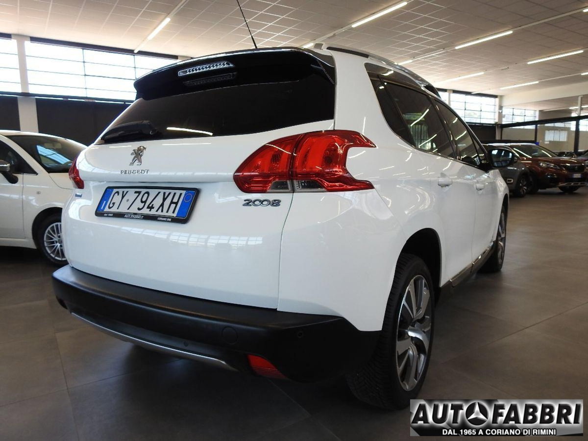 Peugeot 2008 120 S&S Allure (4)