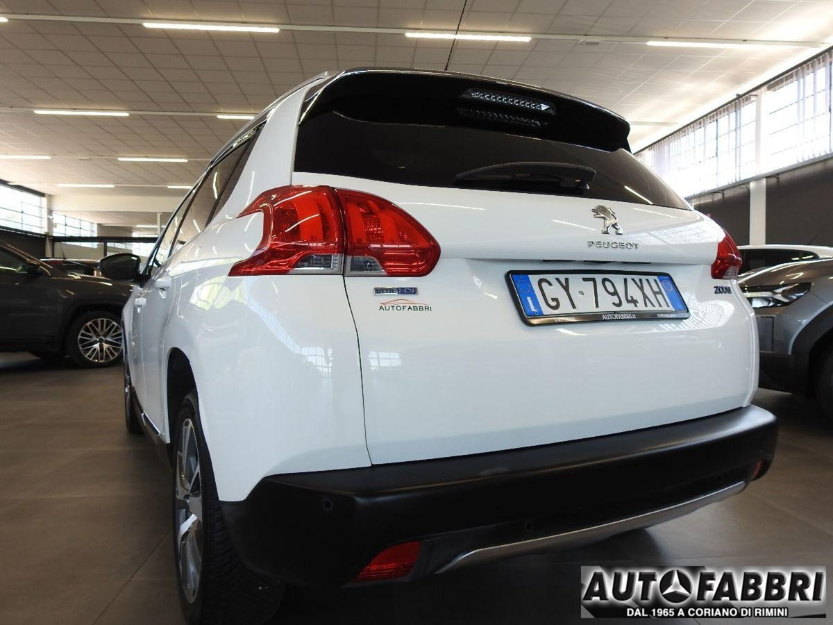 Peugeot 2008 120 S&S Allure (5)